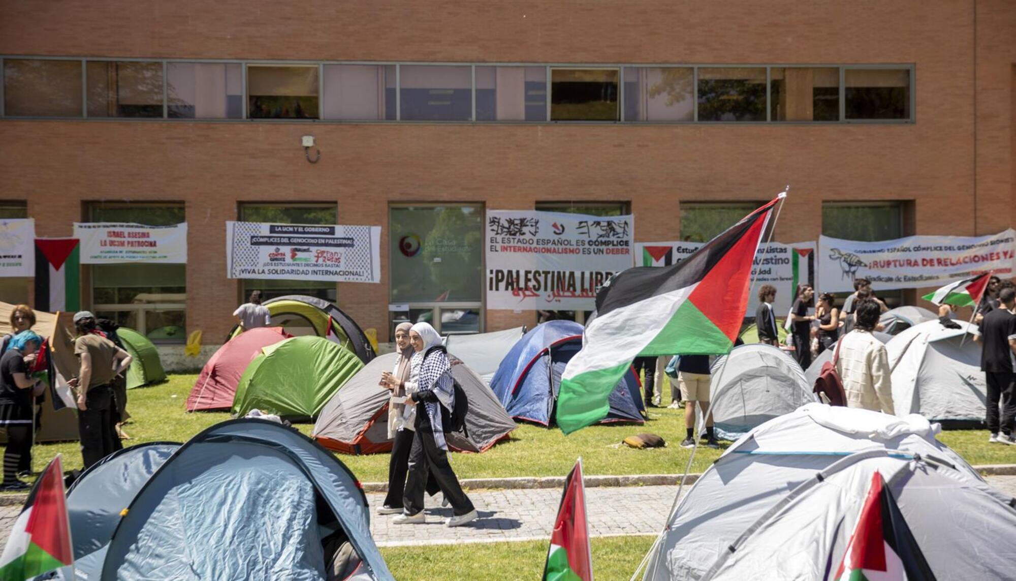 Acampadas everywhere - 2